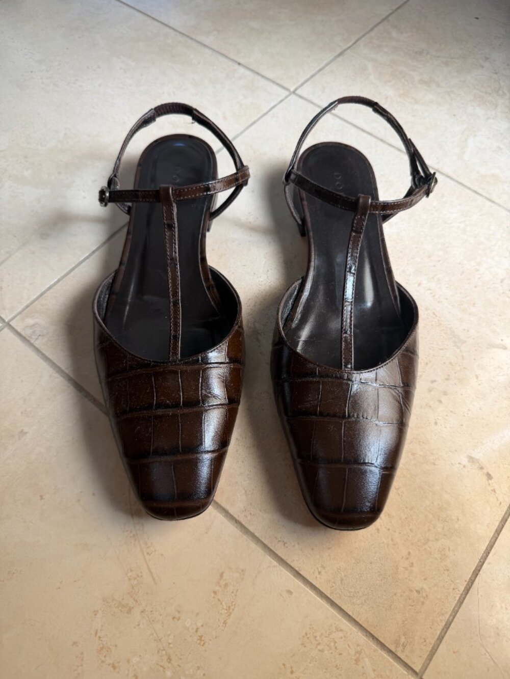 Doen Cristina T-Strap Flat in Brown Croc Size 38